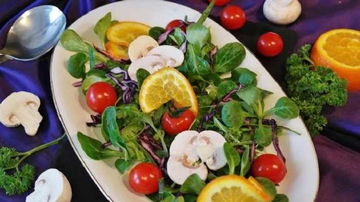 Ensalada con mandarina