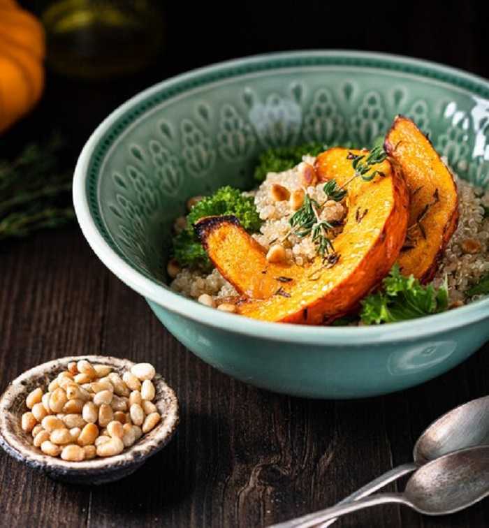 Ensalada de auyama asada con quinoa y girasol: así se prepara