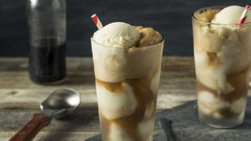 Helado flotante de limón y vainilla: así lo puedes preparar