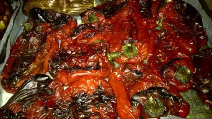 Pimiento rojo escalivado en mayonesa