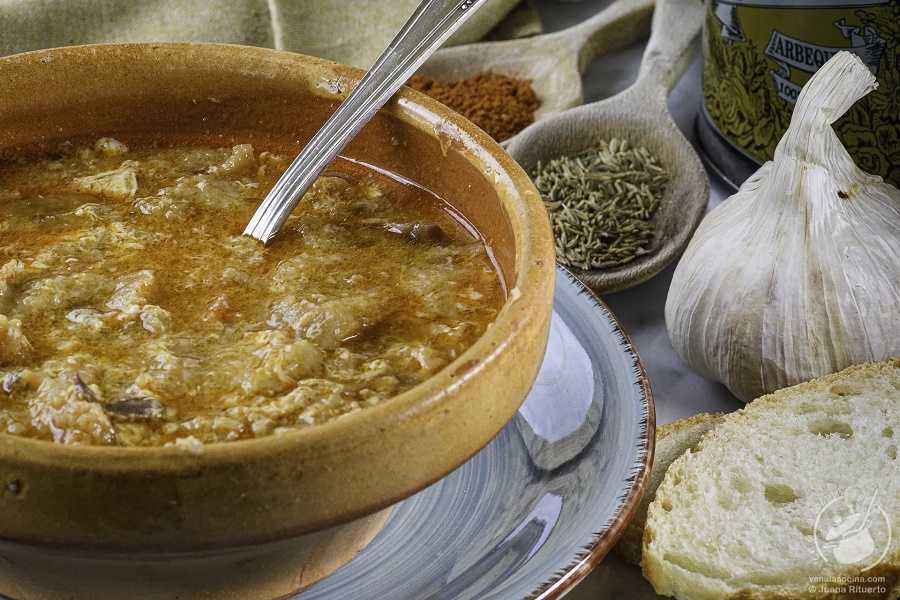 Sopa de ajo con arroz y chorizo: prepara este delicioso plato
