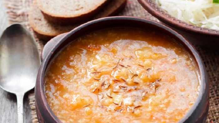 Sopa de ajo con arroz y chorizo