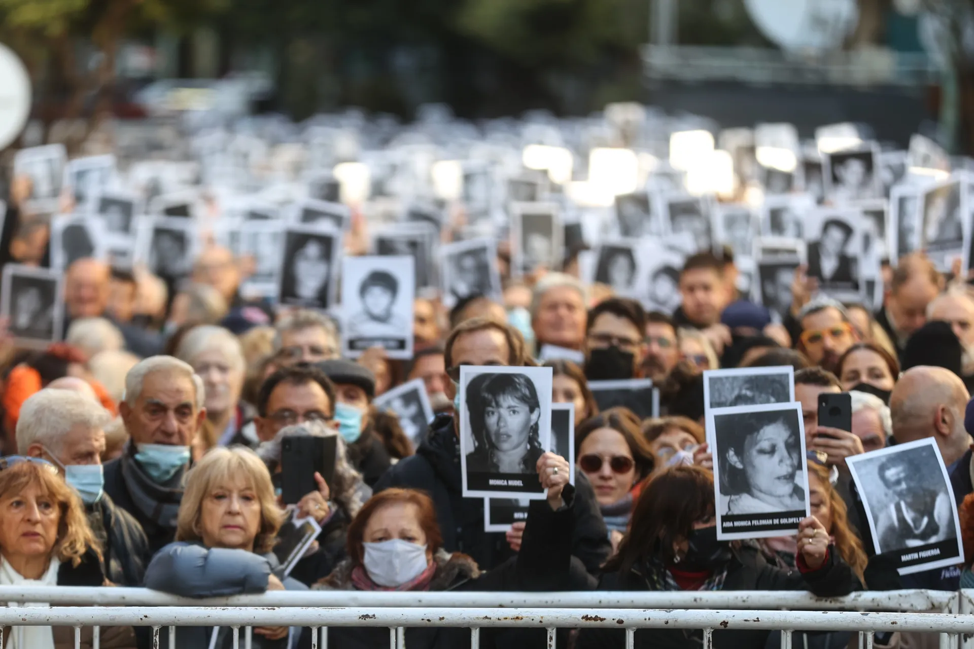 Acto conmemorativo por el aniversario del atentado contra la Asociación Mutual Israelita Argentina (AMIA), en Buenos Aires (Argentina). EFE/Juan Ignacio Roncoroni
