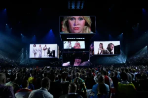 Presentación tributo a Abba durante la final de Eurovisión 2024, en Malmö (Suecia). EFE/EPA/Jessica Gow