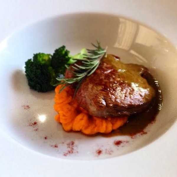 Filete Sous-Vide con puré de batata