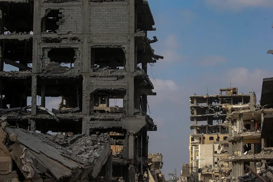 Edificios destrozados tras ataques en Gaza. EFE/EPA/Mohammed Saber