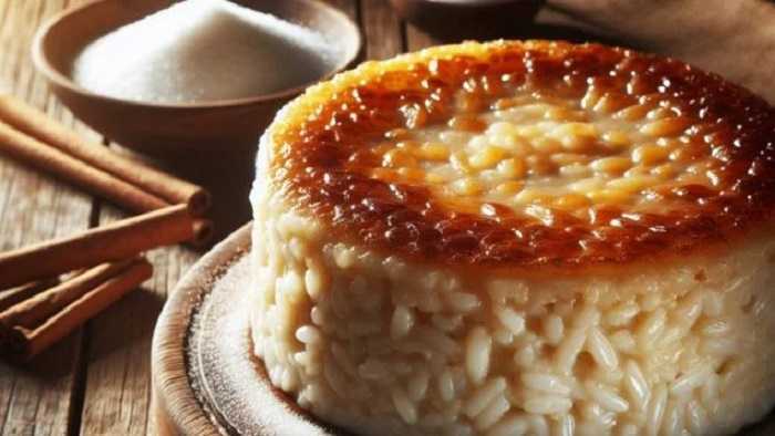Pastel de arroz con leche y compota de frutos secos