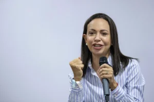 La exdiputada María Corina Machado participa en el Encuentro Nacional de Forma en Caracas (Venezuela). EFE/Ronald Peña R.