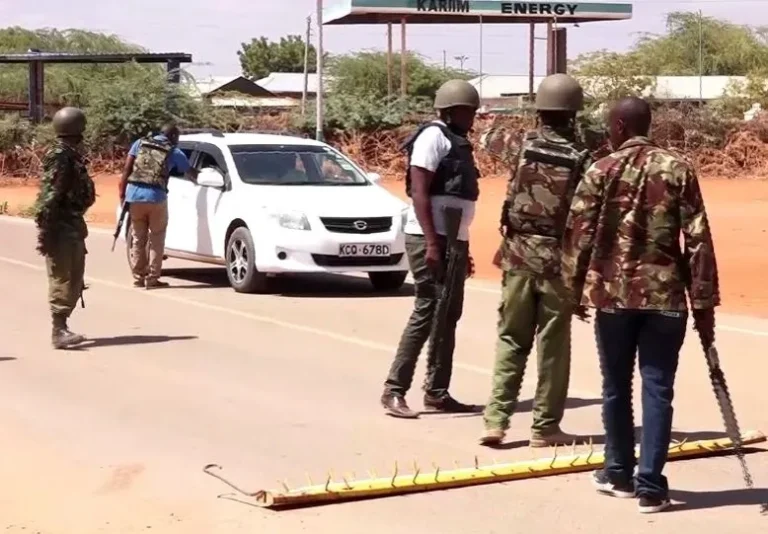 Control de seguridad en Mandera (Kenia), tras el secuestro de dos médicos cubanos en la frontera con Somalia en 2019. EFE/ Str