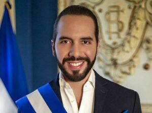 ¿Es Nayib Bukele un dictador? (no, pero...) - Solo Fonseca