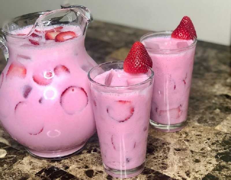 Agua de fresa con leche: sabrosa bebida para toda la familia