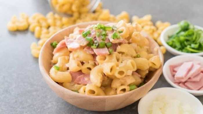 Ensalada de pasta hawaiana