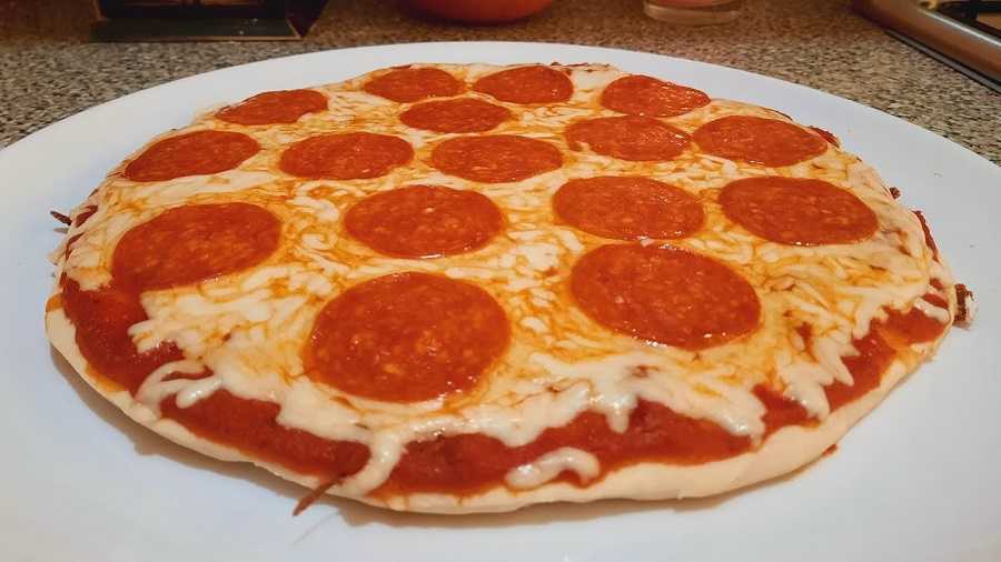 Pizza de pepperoni en sartén: prepara esta fácil y rica receta