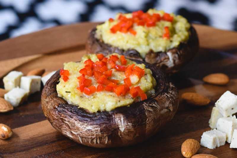 Portobellos rellenos de espinacas: delicioso plato para cenar