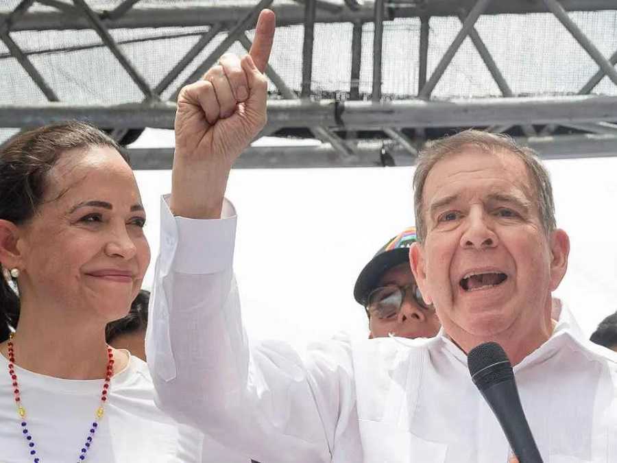 La oposición es imparable / Solo Fonseca