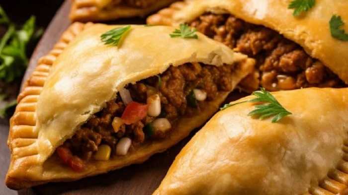 Empanadas rellenas de carne molida