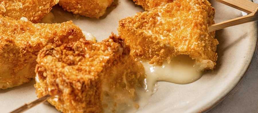 Queso frito rebozado: deliciosa opción para picar con los amigos