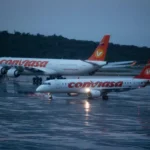 Fotografía de un avión de Conviasa, en una fotografía de archivo. EFE/ Rayner Peña R