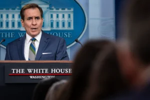 El portavoz del Consejo de Seguridad Nacional de la Casa Blanca, John Kirby, habla en una rueda de prensa, este 31 de julio de 2024, en Washington. EFE/Samuel Corum/Pool