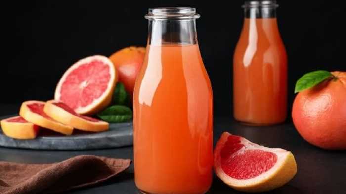 Jugo de toronja y apio