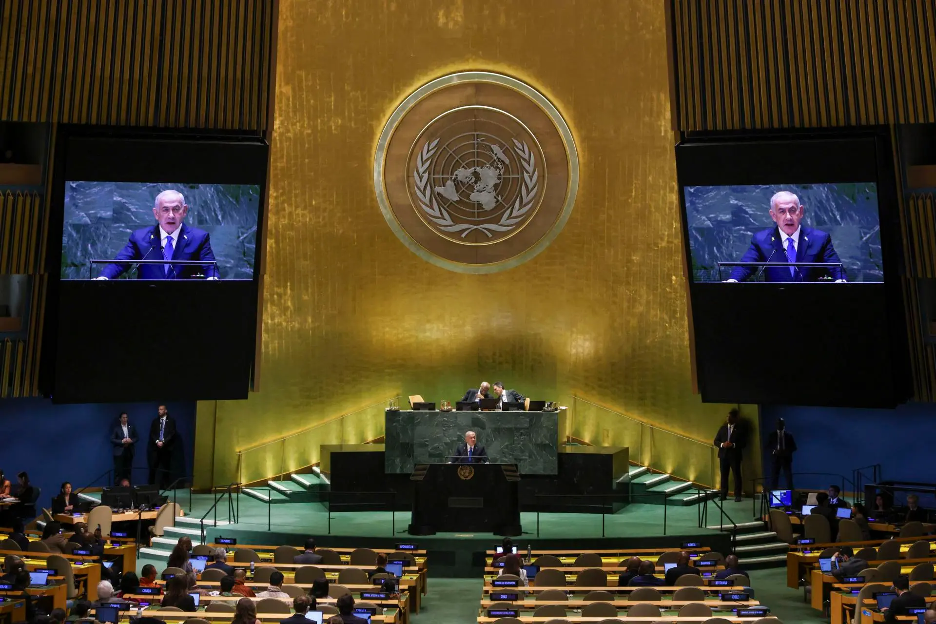 El primer ministro de Israel, Benjamin Netanyahu interviene en la Asamblea General de la ONU en Nueva York (EE.UU.). EFE/SARAH YENESEL