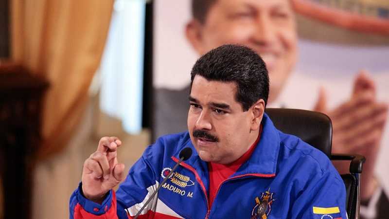 Maduro adelanta la Navidad
