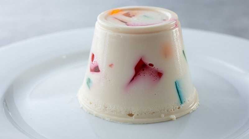 Gelatina mosaico de yogurt