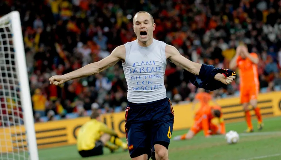 Andrés Iniesta celebra el gol de la victoria en la final del Mundial de Sudáfrica en 2010. EFE/Lavandeira Jr.