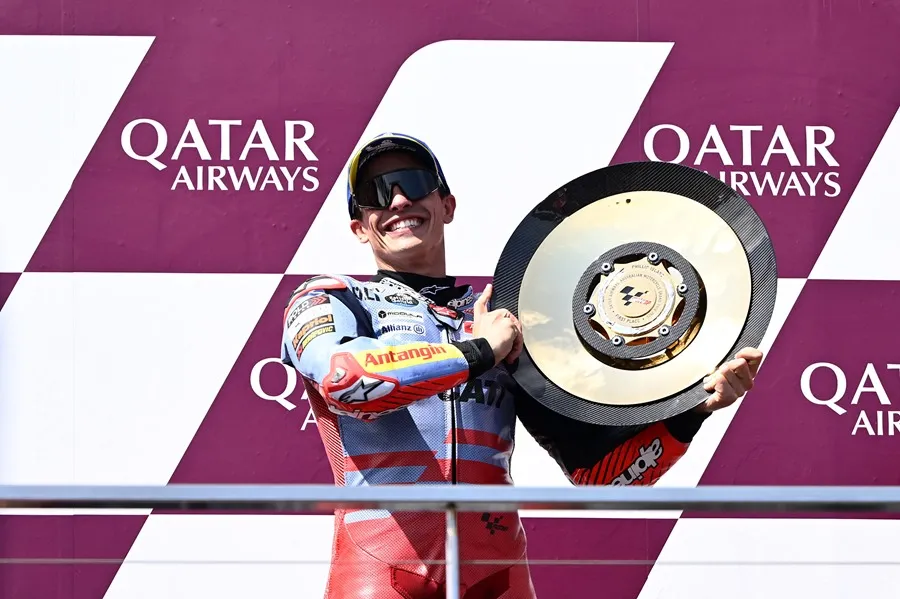 El piloto español Marc Márquez, tras vencer en el Gran Premio de Australia de motociclismo. EFE/EPA/Joel Carrett