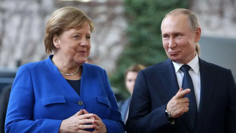 Después de cuatro períodos como canciller, Merkel dejó el poder en diciembre de 2021.