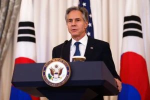 El secretario de Estado de EE.UU., Antony Blinken, en una rueda de prensa, este 31 de octubre de 2024. EFE/ Will Oliver