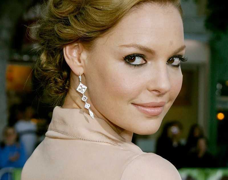 Efemérides 24 de noviembre de 2024