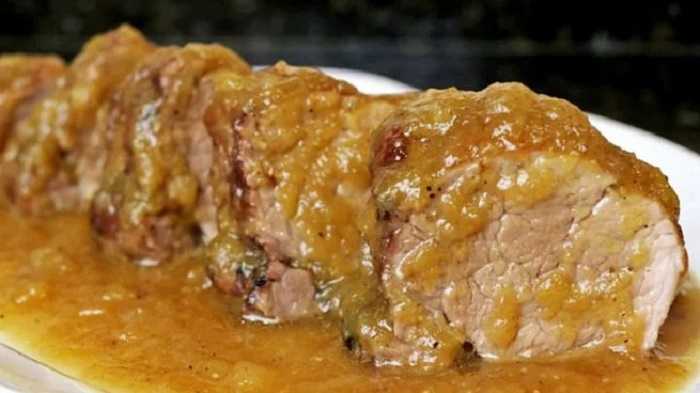Lomo de cerdo con salsa de piña