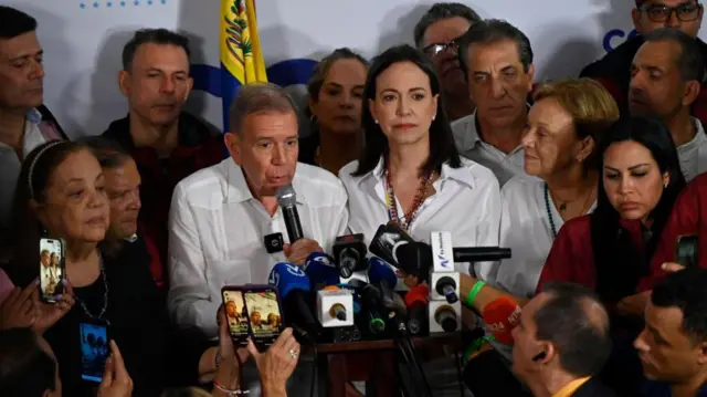 Edmundo González y María Corina Machado