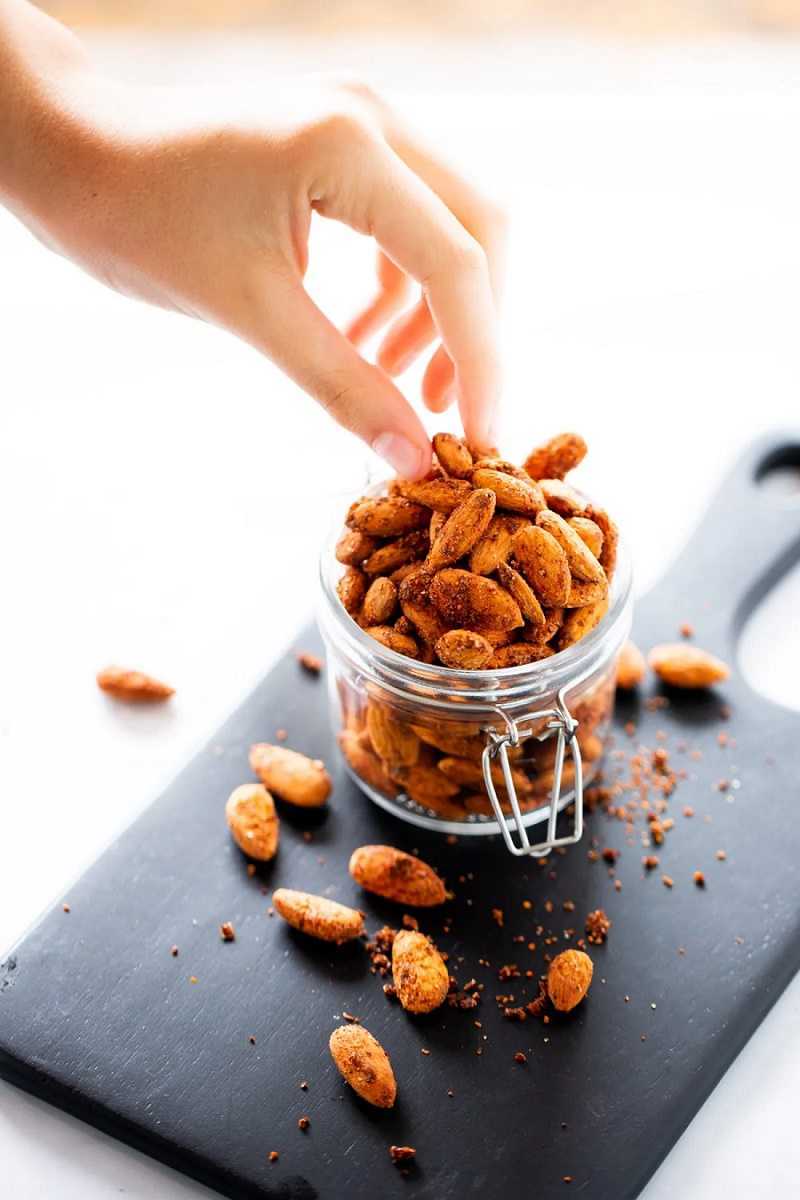 Almendras enchiladas: prepara esta rica receta para tus amigos