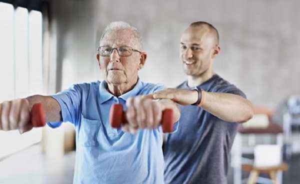 4 claves para adultos mayores en 2025