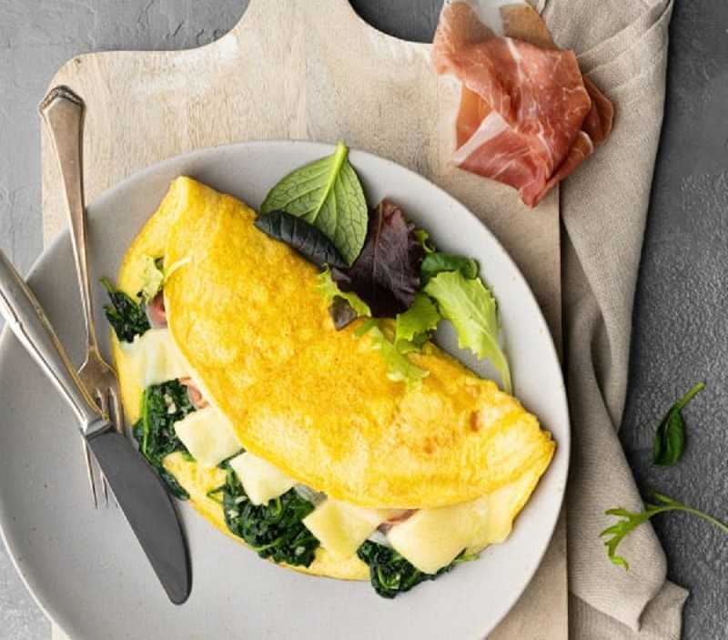 Omelette de huevo con espinacas: prepara este rico plato