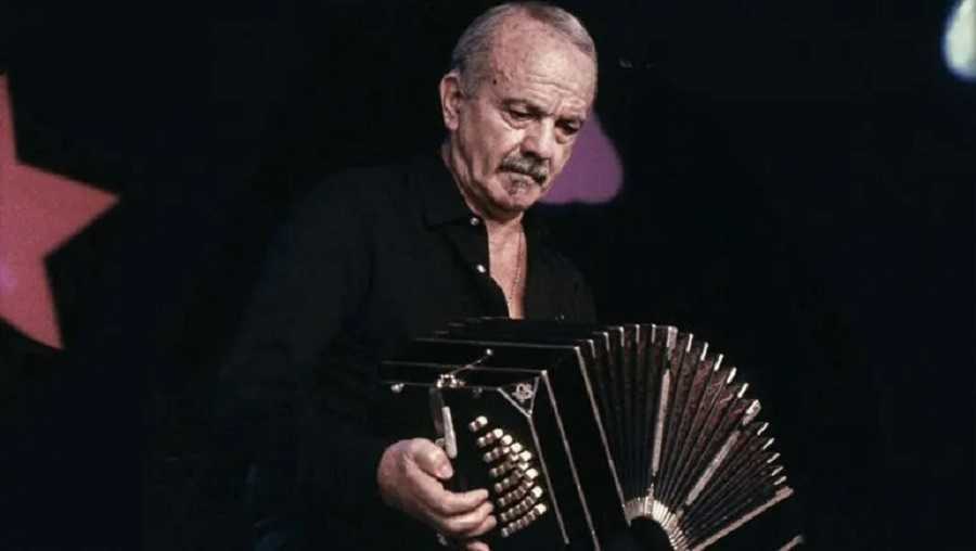 Piazzolla, el niño que casi pierde la vida