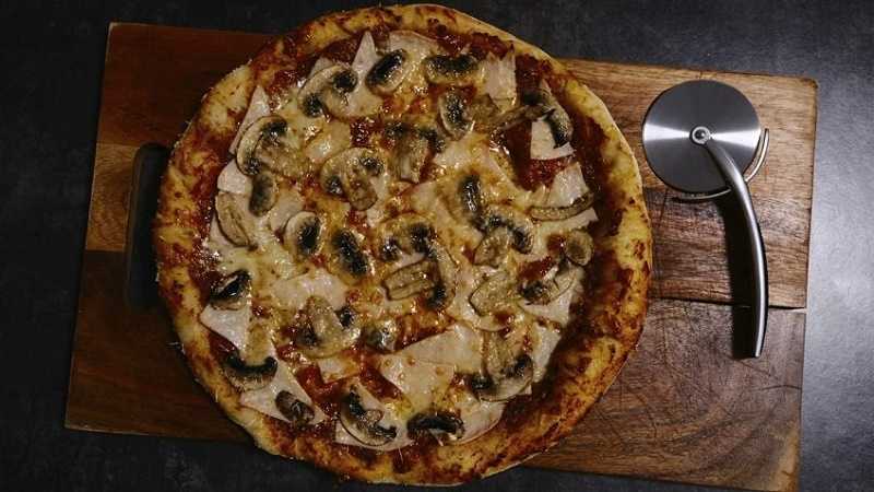 Pizza de champiñones