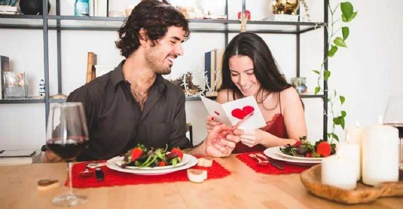 Pan francés con frutos rojos: rico para el Día del Amor y la Amistad