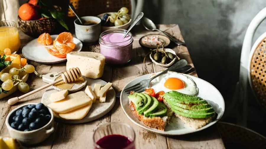 5 mejores desayunos saludables sin gastar mucho