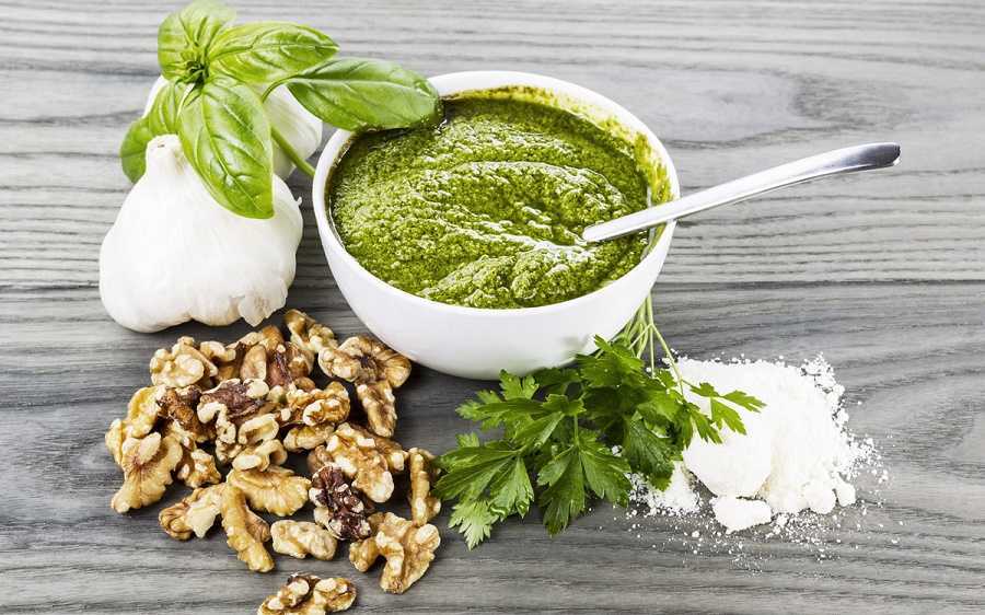 Salsa de nuez con albahaca: rica receta para acompañar tus platos