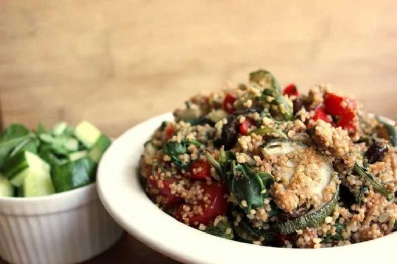 Cuscús con lentejas: delicioso plato para compartir en familia