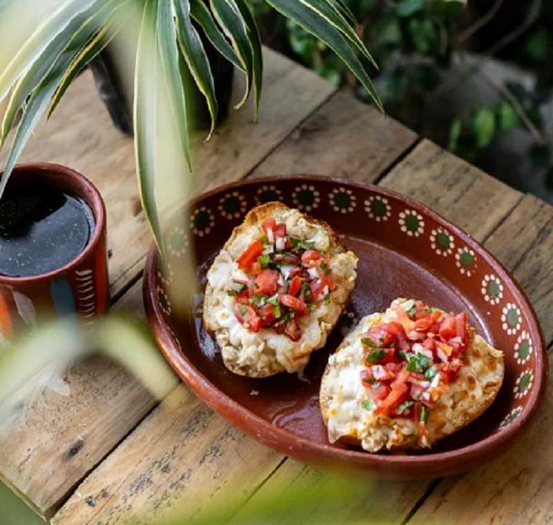 Molletes rancheros: prepara esta rica receta para desayunar