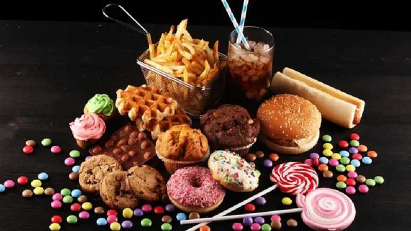 Evita estos 5 alimentos si quieres bajar de peso