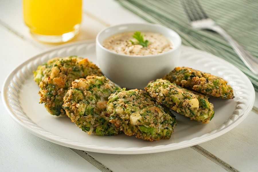 Tortitas de brócoli con queso: prepara este rico plato para cenar