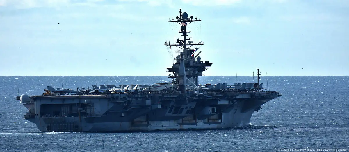 Los hutíes aseguran que atacaron el USS Harry S. Truman, un portaaviones de Estados Unidos que desde el mar Rojo lanza ataques contra las posiciones de los rebeldes proiraníes en Yemen. (Archivo)