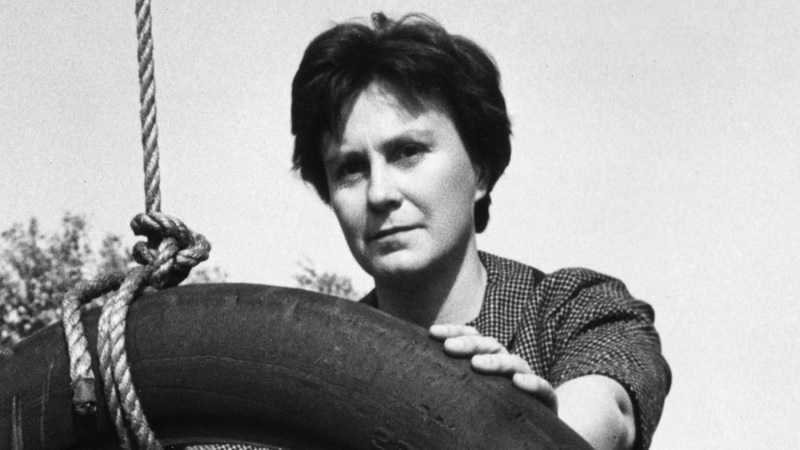 Efemérides 28 de abril de 2025