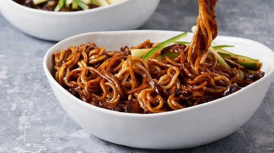 Jajangmyeon coreano