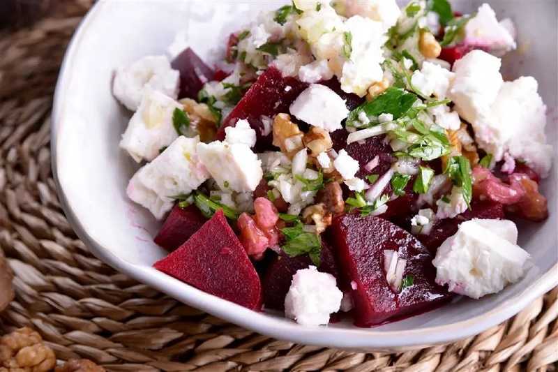 Ensalada de remolacha con tofu